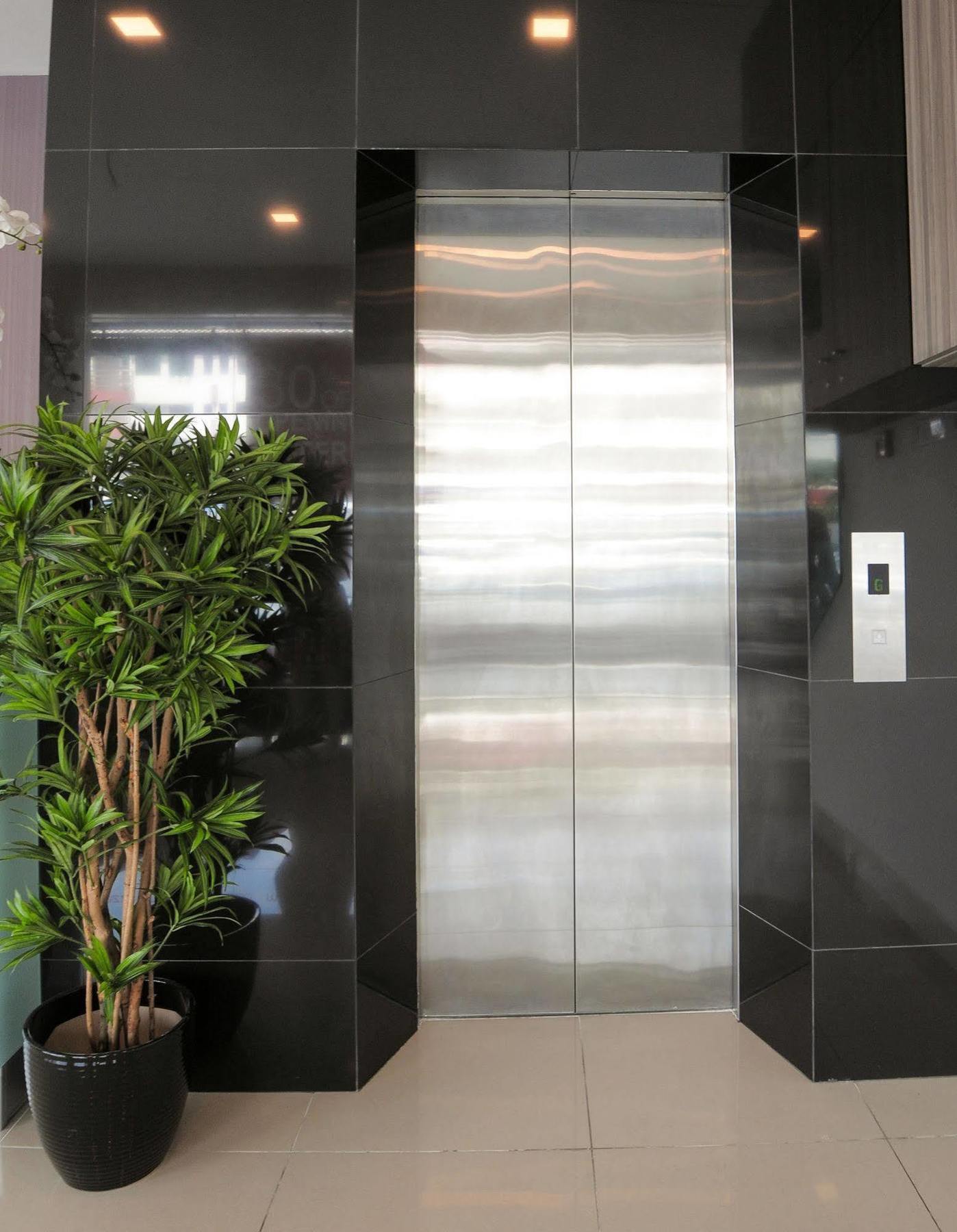 Hotel Mezzo Kuala Lumpur Luaran gambar